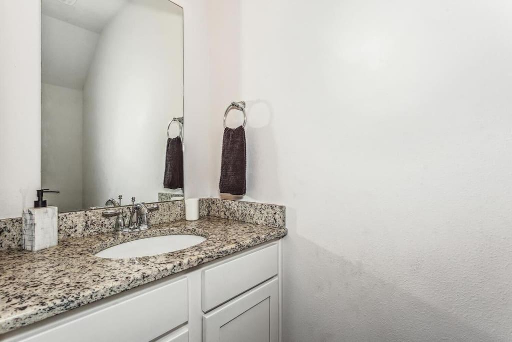 Luxury Townhome Near Downtown And Pensacola Beach エクステリア 写真